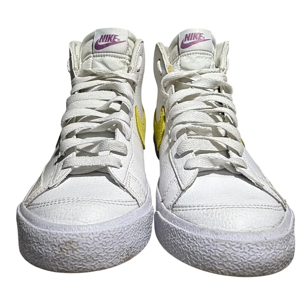 Nike Blazer High Tops Suede High Top Sneakers Nikes Swoosh Colorful 7 Y / 8.5 W